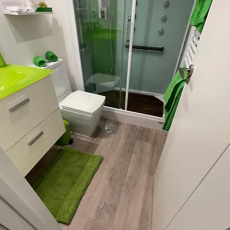 Green Home Apartment